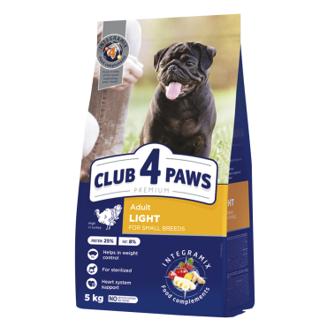 CLUB 4 PAWS PREMIUM LIGHT. RAÇÃO SECA COMPLETE PARA CONTROLO DE PESO DE CÃES ADULTOS DE RAÇAS PEQUENAS ESTERILIZADOS OU COM TENDÊNCIA PARA EXCESSO DE PESO. RICO EM PERU